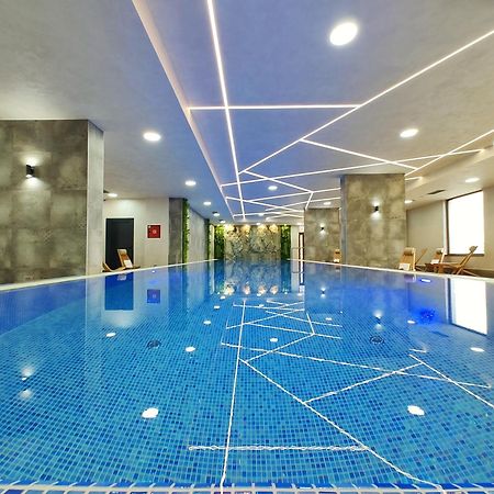 ズラティボール Velika Recepcija Cc Magnetアパートホテル エクステリア 写真