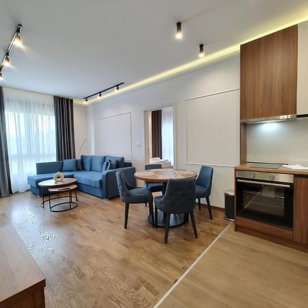 ズラティボール Velika Recepcija Cc Magnetアパートホテル エクステリア 写真