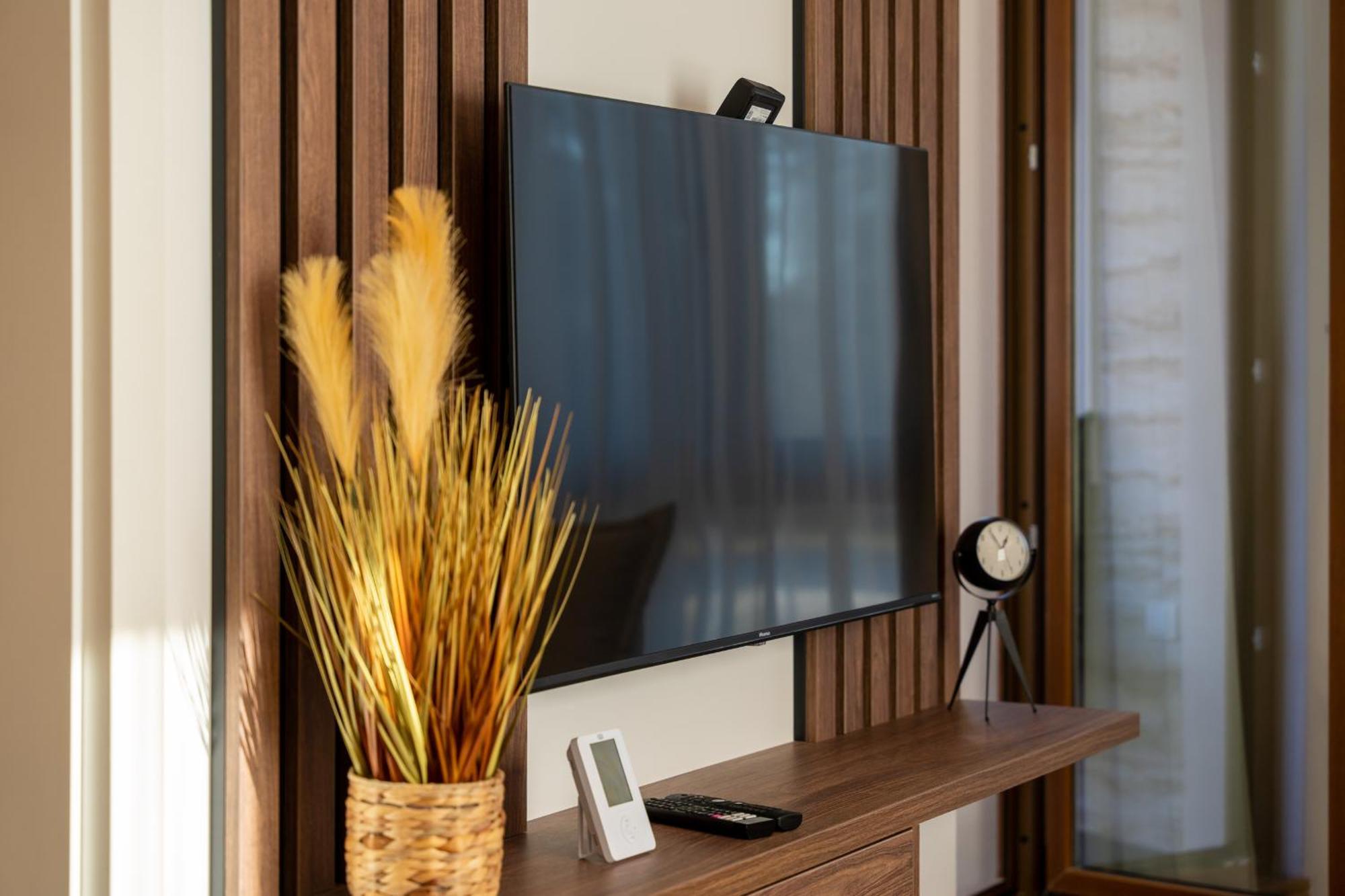 ズラティボール Velika Recepcija Cc Magnetアパートホテル エクステリア 写真